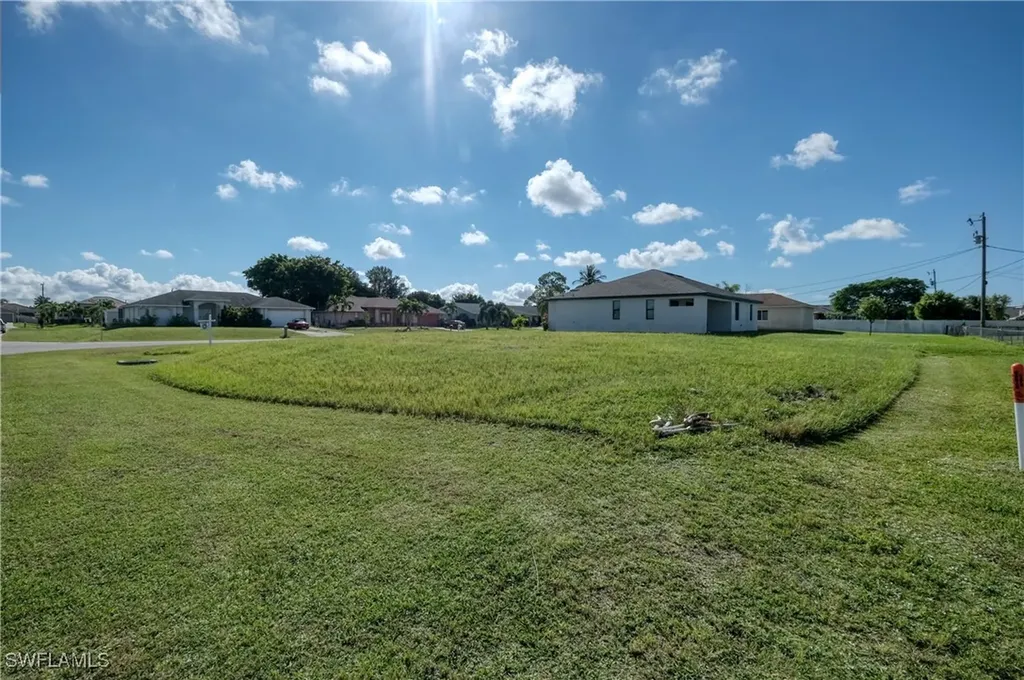 4328 SW 20th Place Cape Coral FL 33914