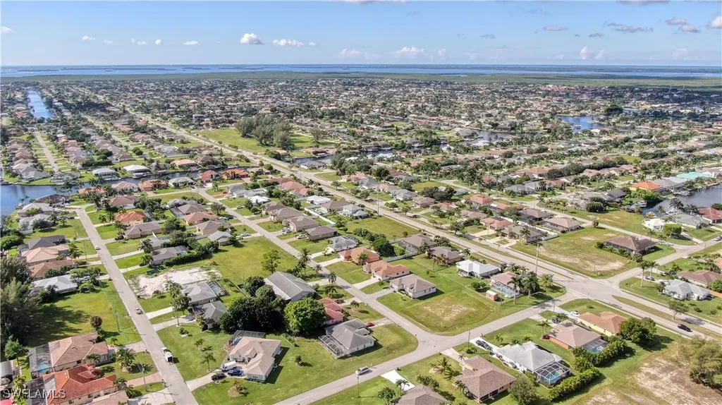 4328 SW 20th Place Cape Coral FL 33914