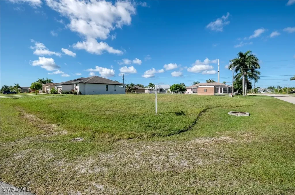 4328 SW 20th Place Cape Coral FL 33914