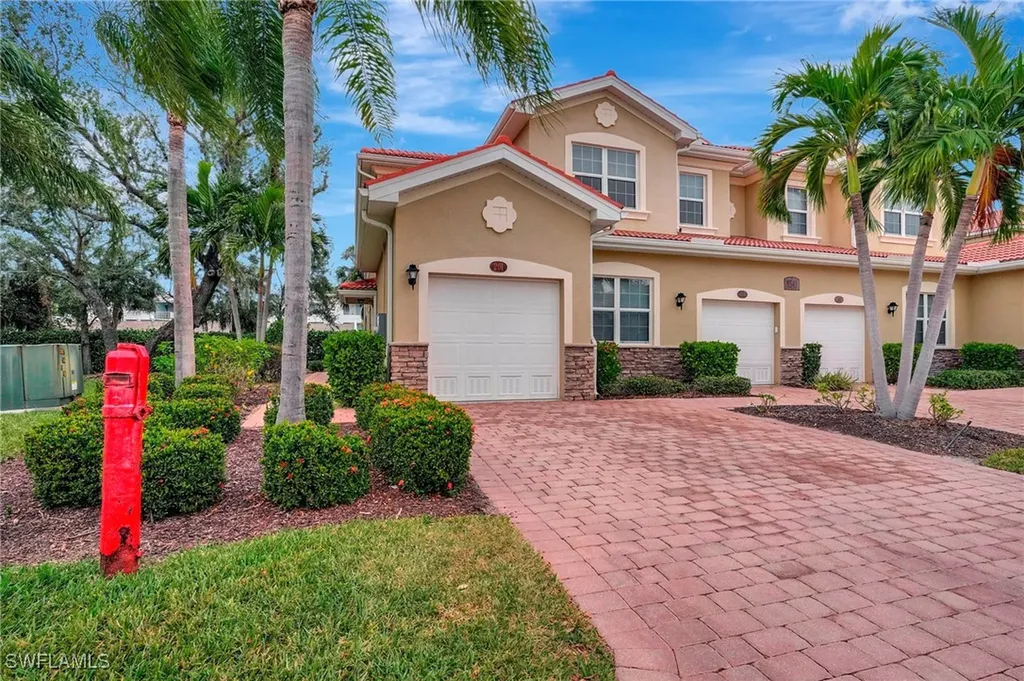 8541 Oakshade Circle Fort Myers FL 33919