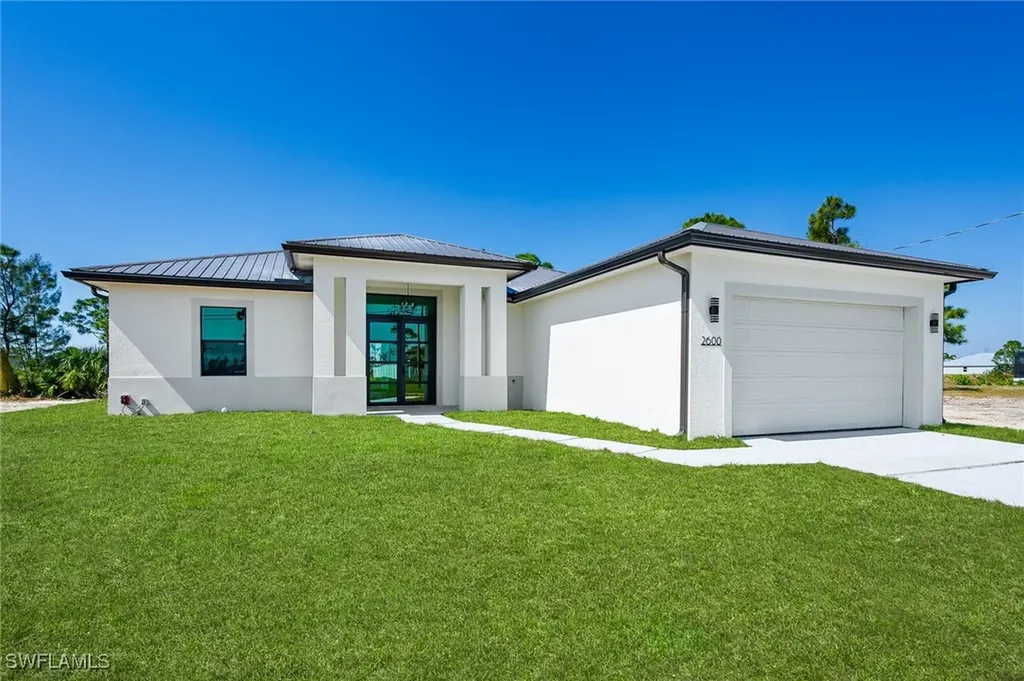 6141 Hendley Court Fort Myers FL 33905