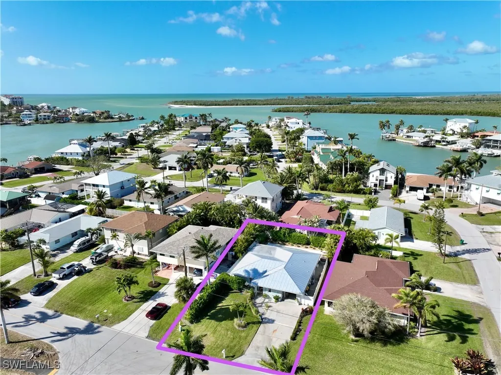 122 Capri Boulevard Naples FL 34113