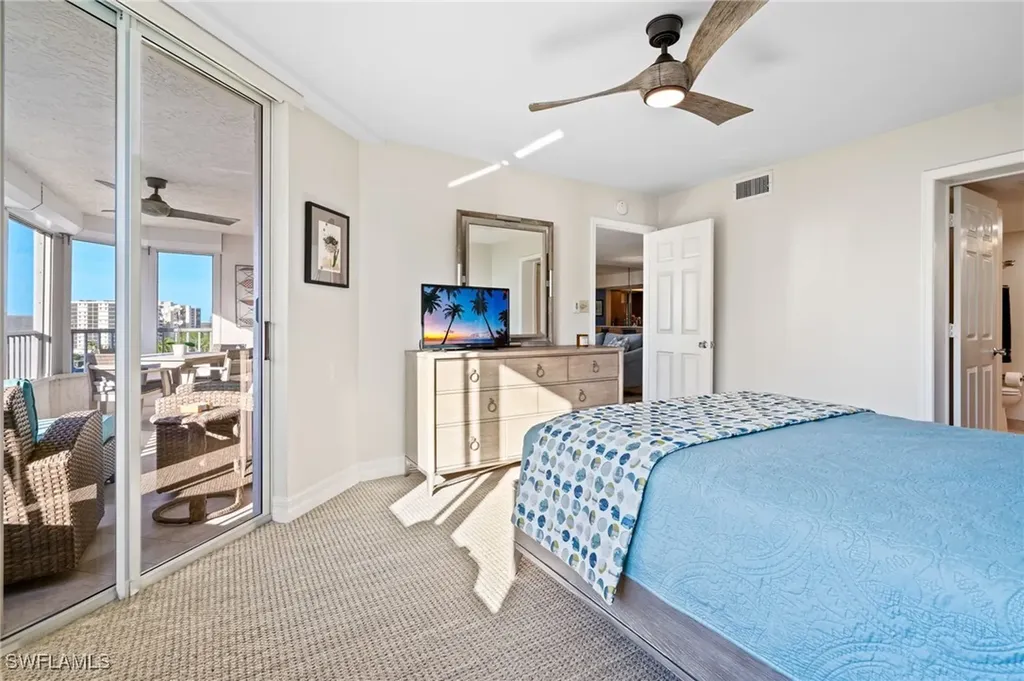 11118 Gulf Shore Drive Naples FL 34108