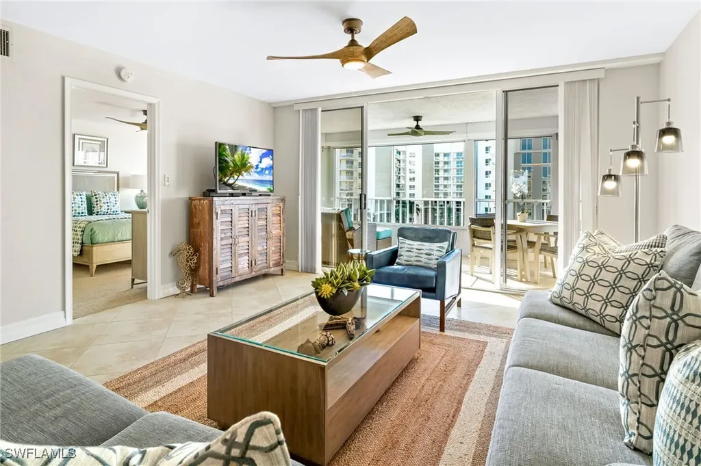 11118 Gulf Shore Drive Naples FL 34108
