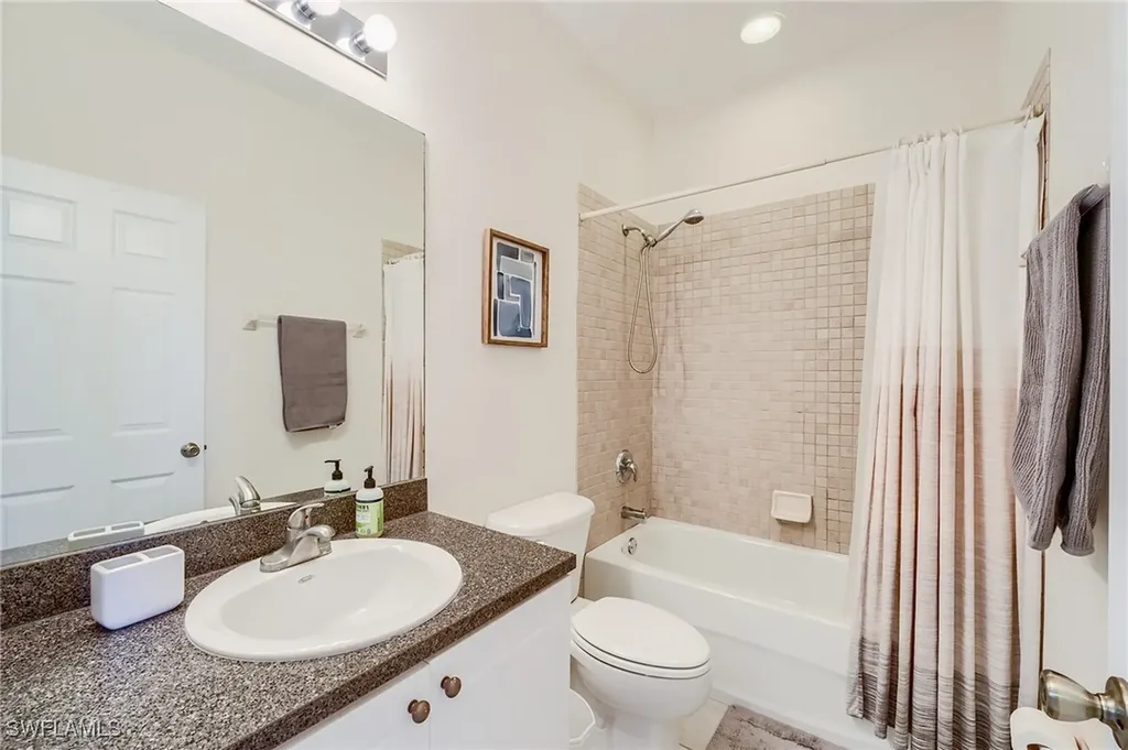 4241 Bellasol Circle Fort Myers FL 33916