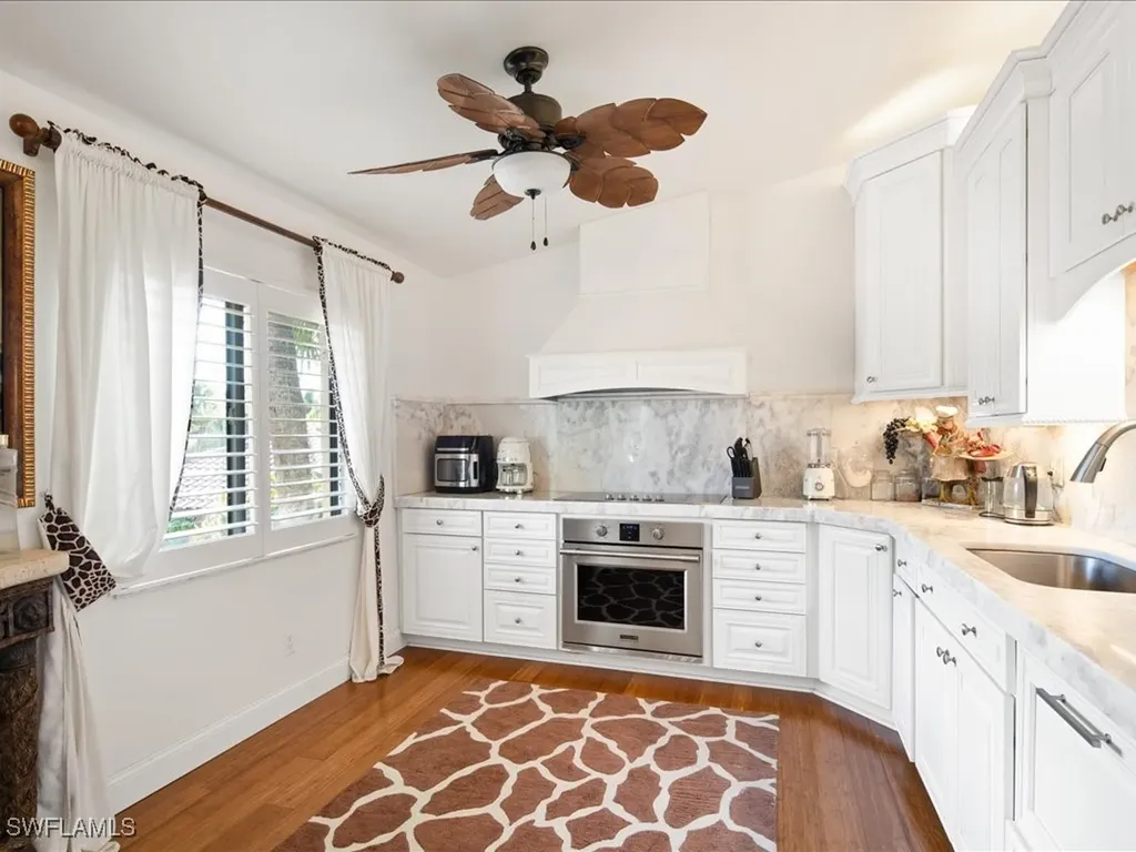 3231 Horse Carriage Way Naples FL 34105