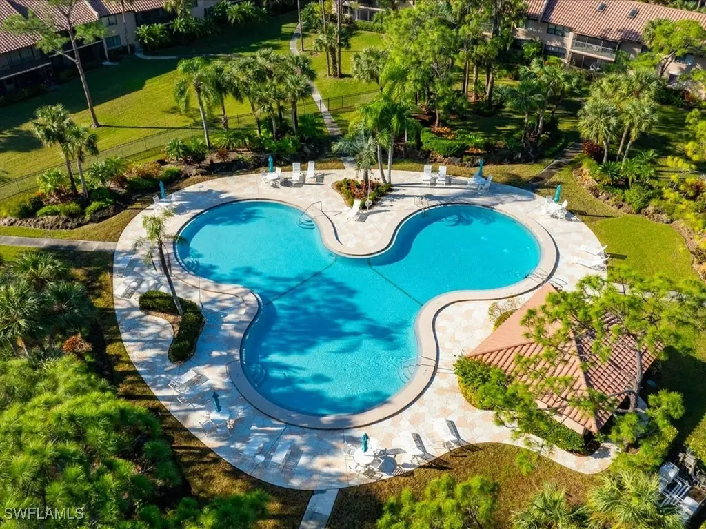 3231 Horse Carriage Way Naples FL 34105
