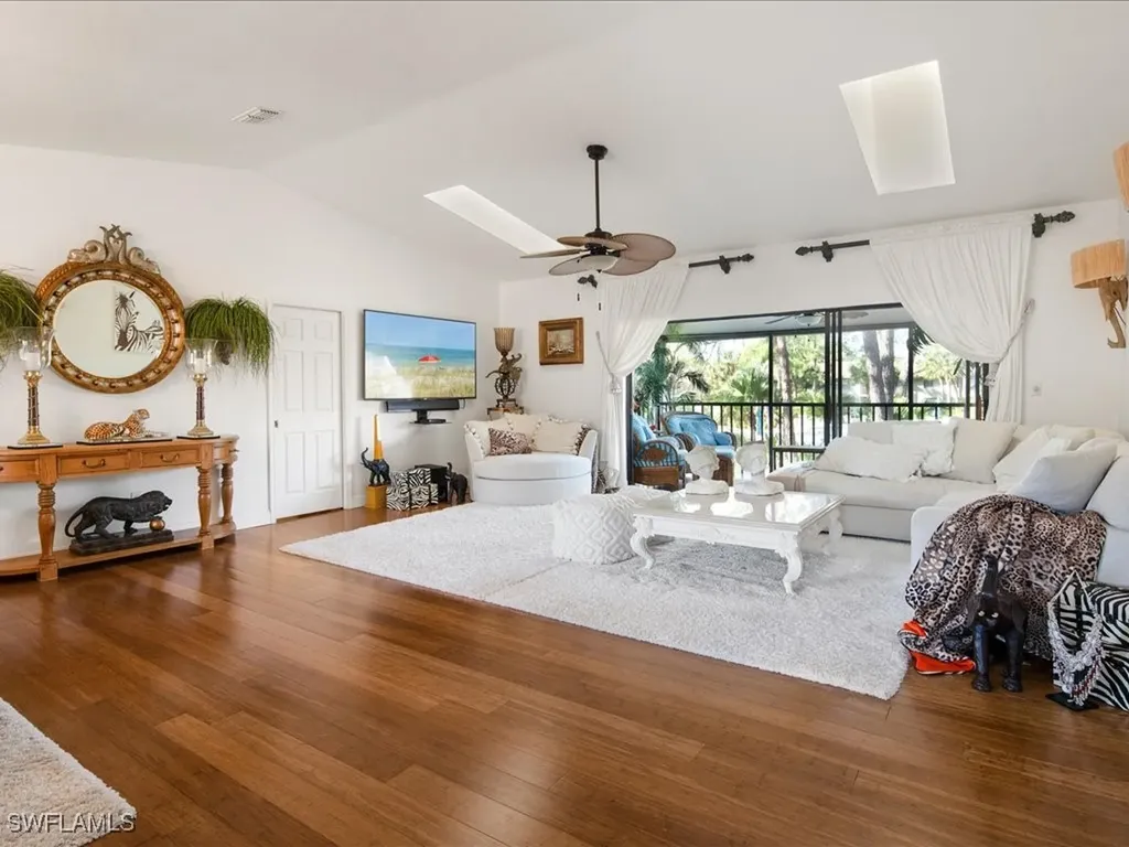 3231 Horse Carriage Way Naples FL 34105