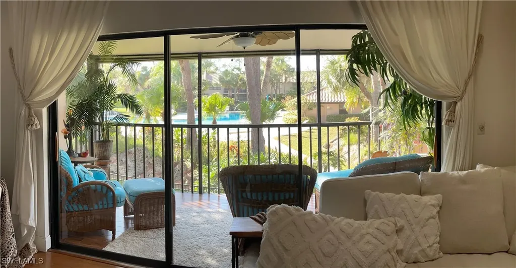 3231 Horse Carriage Way Naples FL 34105