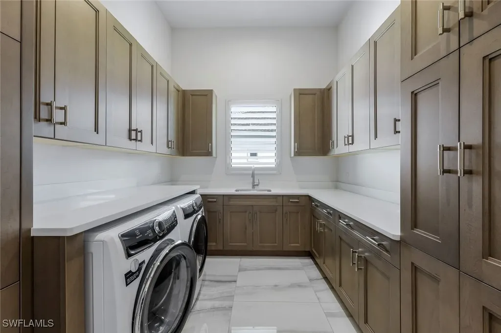 18250 Blue Eye Loop Fort Myers FL 33913