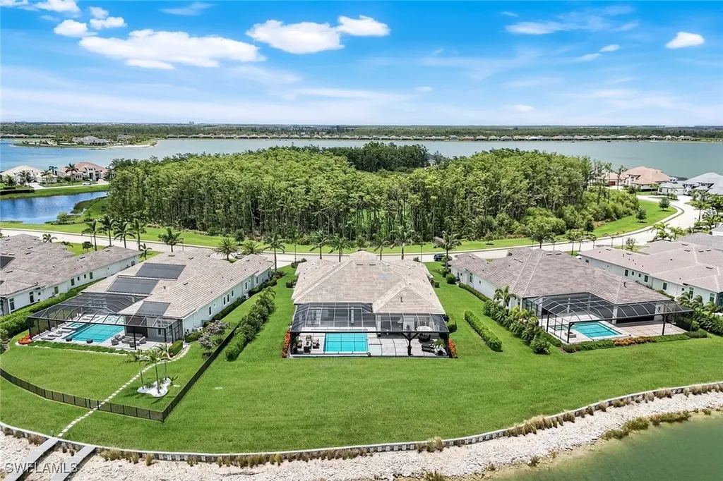 18250 Blue Eye Loop Fort Myers FL 33913