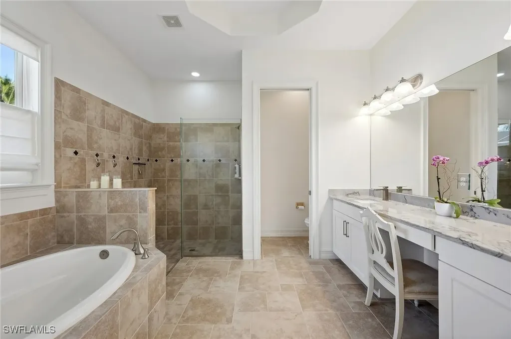 9237 Campanile Circle Naples FL 34114