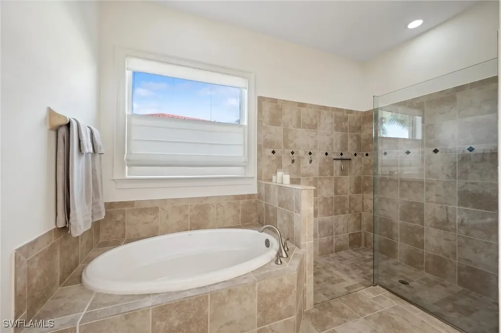 9237 Campanile Circle Naples FL 34114