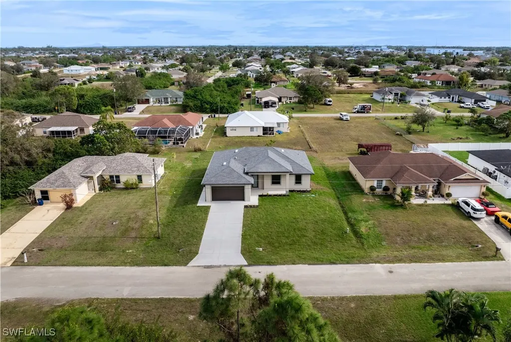 910 Atherton Avenue Lehigh Acres FL 33971