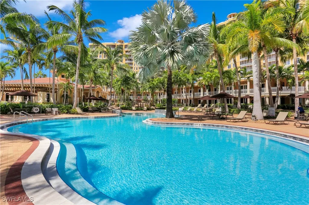 6061 Silver King Boulevard Cape Coral FL 33914