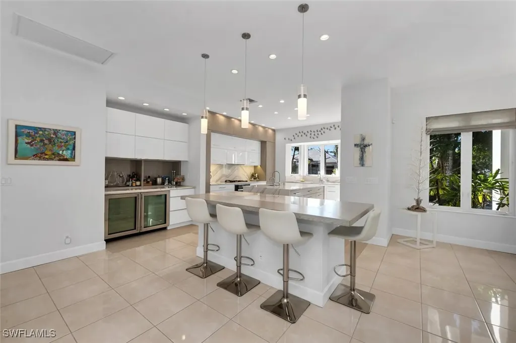 405 Rudder Road Naples FL 34102