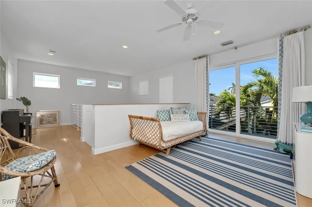405 Rudder Road Naples FL 34102