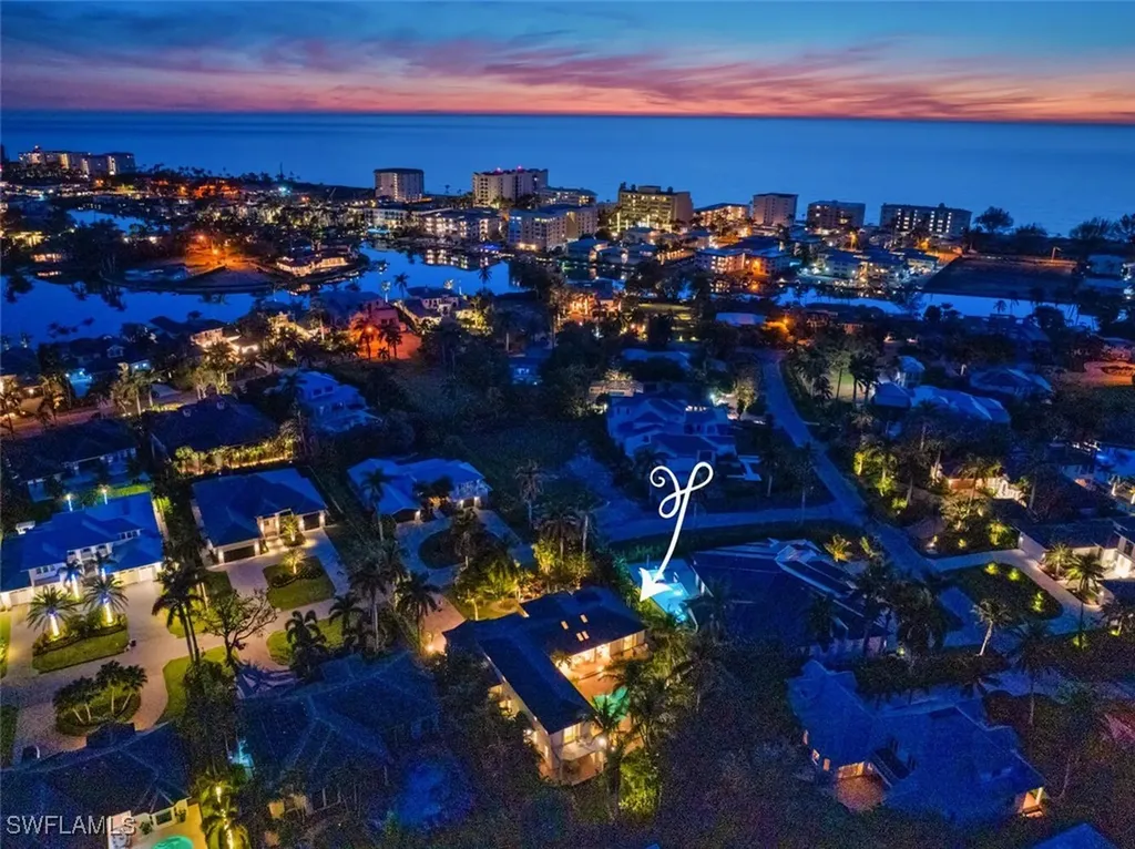 405 Rudder Road Naples FL 34102