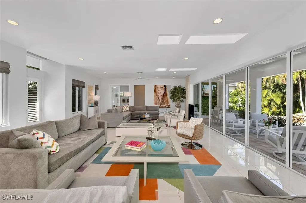 405 Rudder Road Naples FL 34102