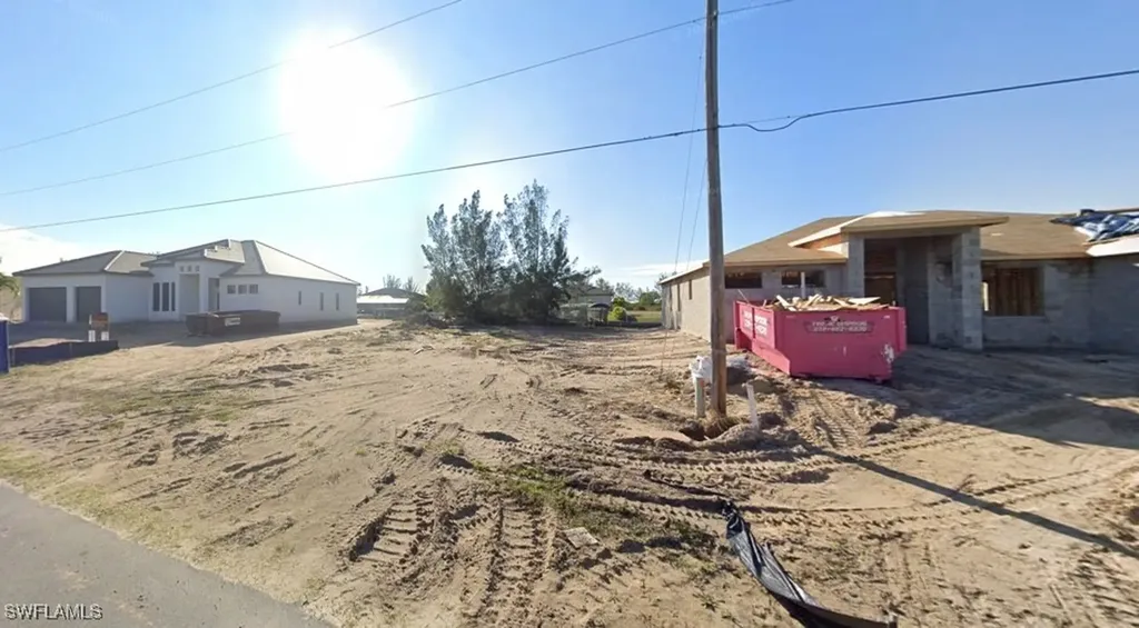 223 NW 39th Avenue Cape Coral FL 33993