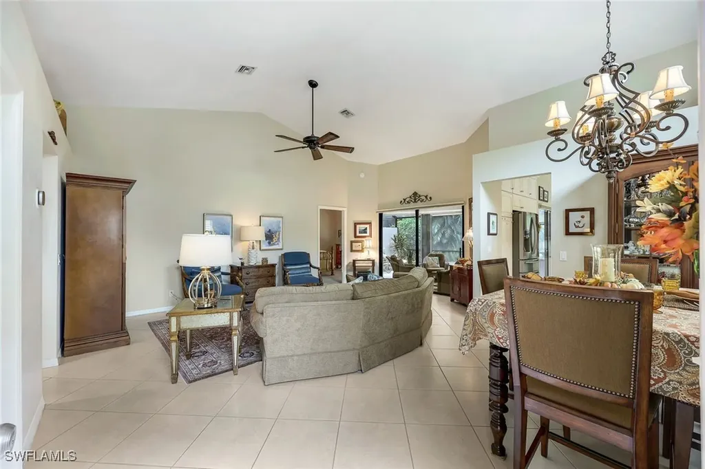 27136 Kindlewood Lane Bonita Springs FL 34134