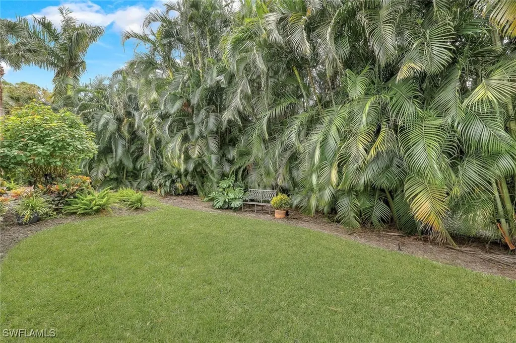 27136 Kindlewood Lane Bonita Springs FL 34134