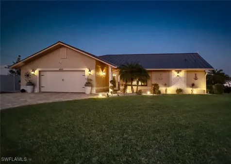 4809 SW Santa Barbara Court Cape Coral FL 33914