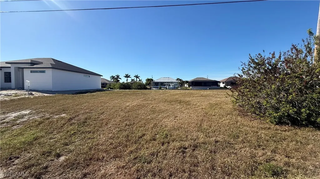1442 NW 38th Place Cape Coral FL 33993