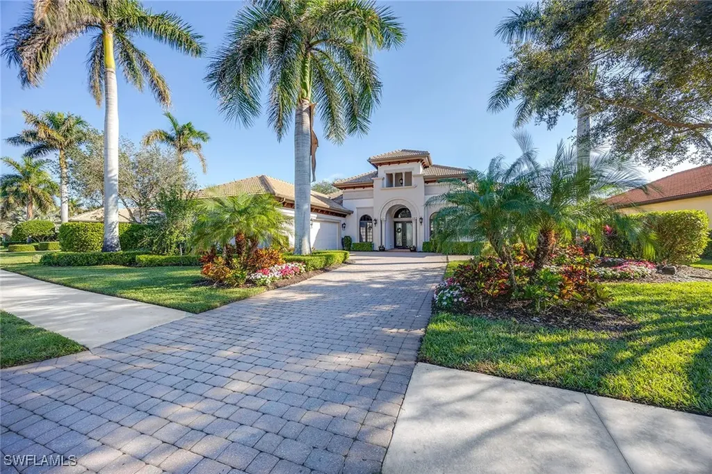 7440 Byrons Way Naples FL 34113