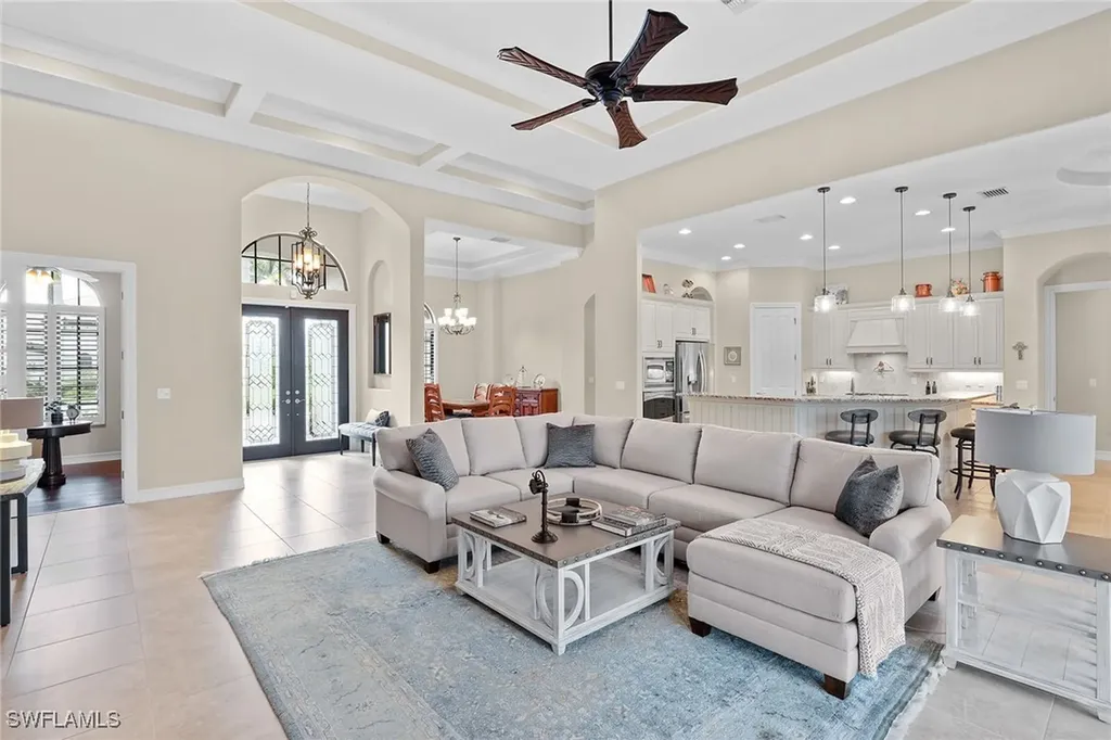 7440 Byrons Way Naples FL 34113