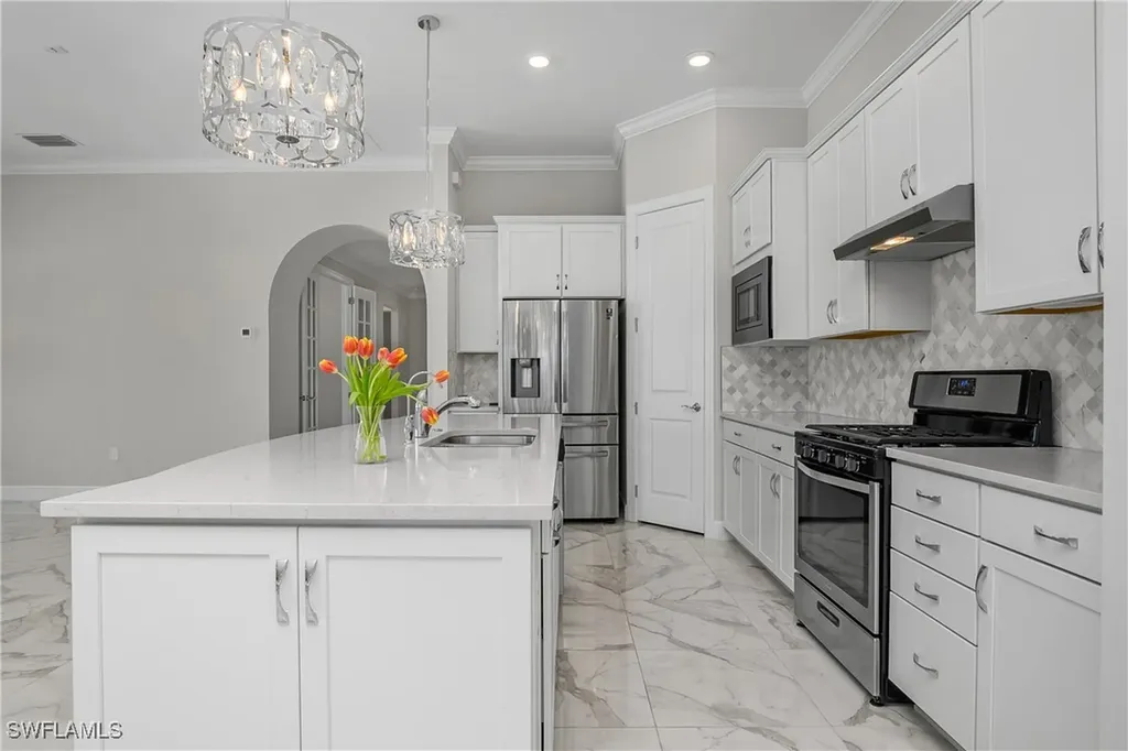 19260 Aqua Shore Drive Fort Myers FL 33913
