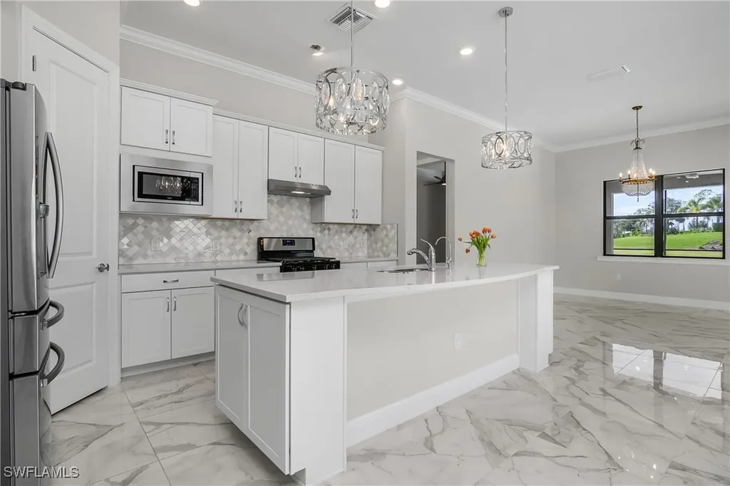 19260 Aqua Shore Drive Fort Myers FL 33913