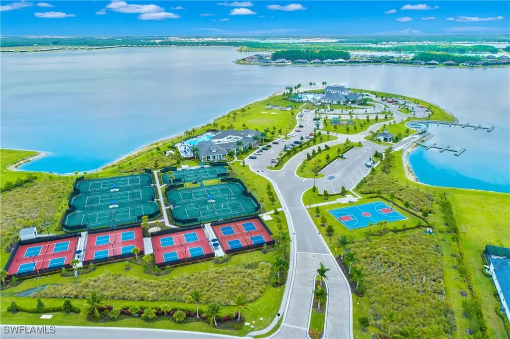 19260 Aqua Shore Drive Fort Myers FL 33913