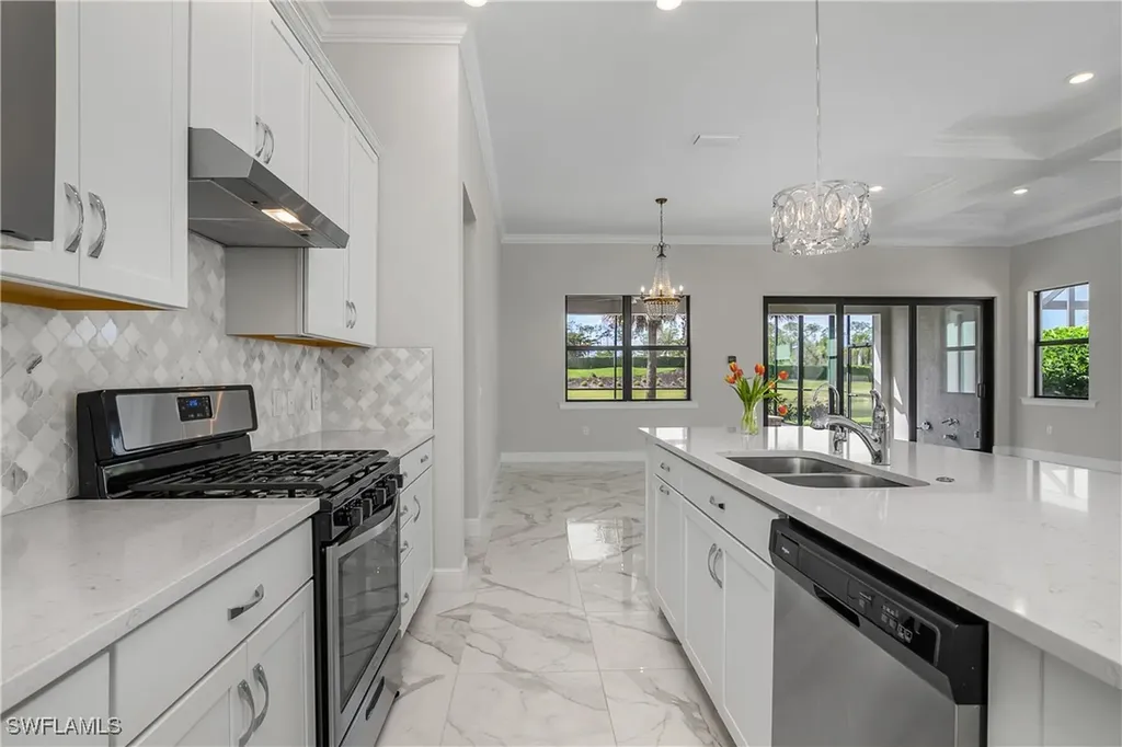 19260 Aqua Shore Drive Fort Myers FL 33913
