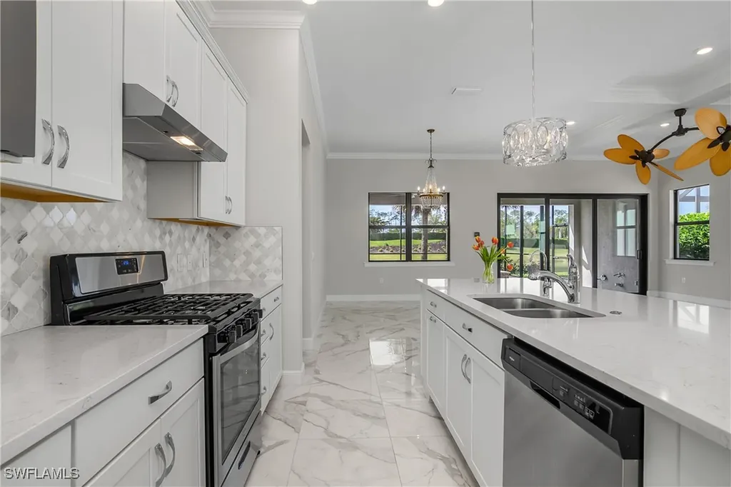 19260 Aqua Shore Drive Fort Myers FL 33913