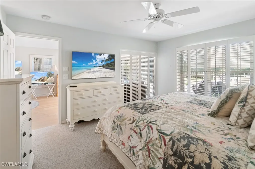 832 Rue Deville Naples FL 34108