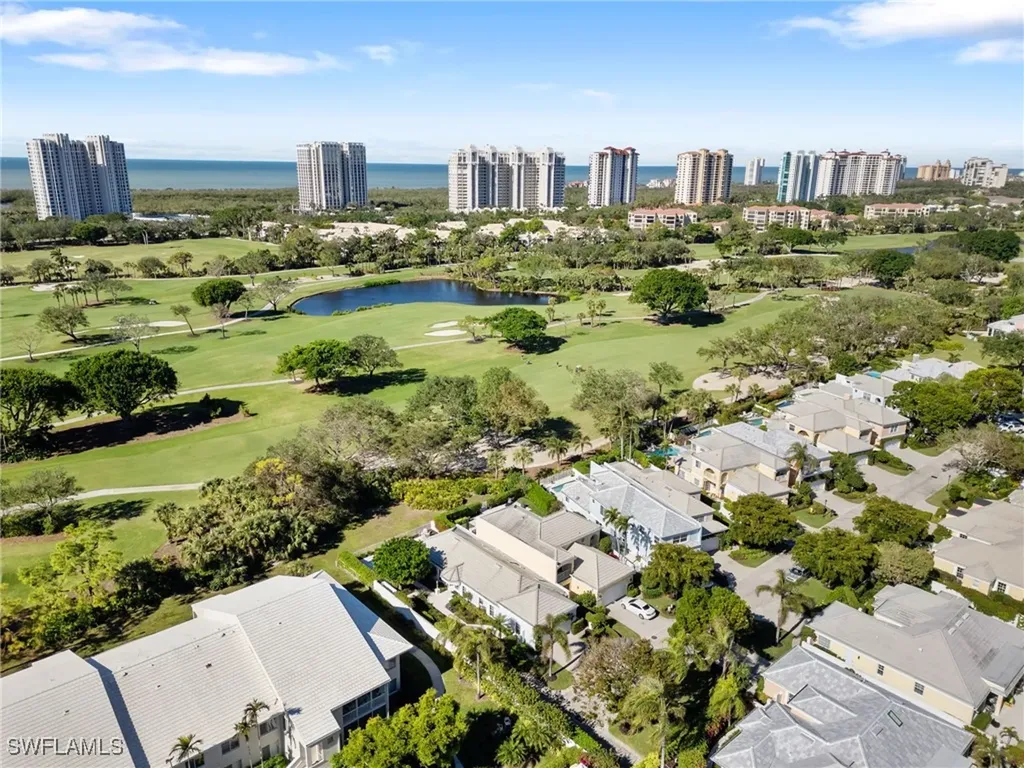 832 Rue Deville Naples FL 34108