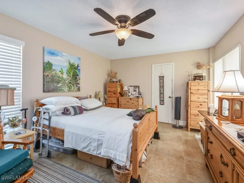 334 Grapewood Court Marco Island FL 34145