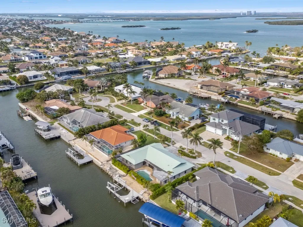 334 Grapewood Court Marco Island FL 34145