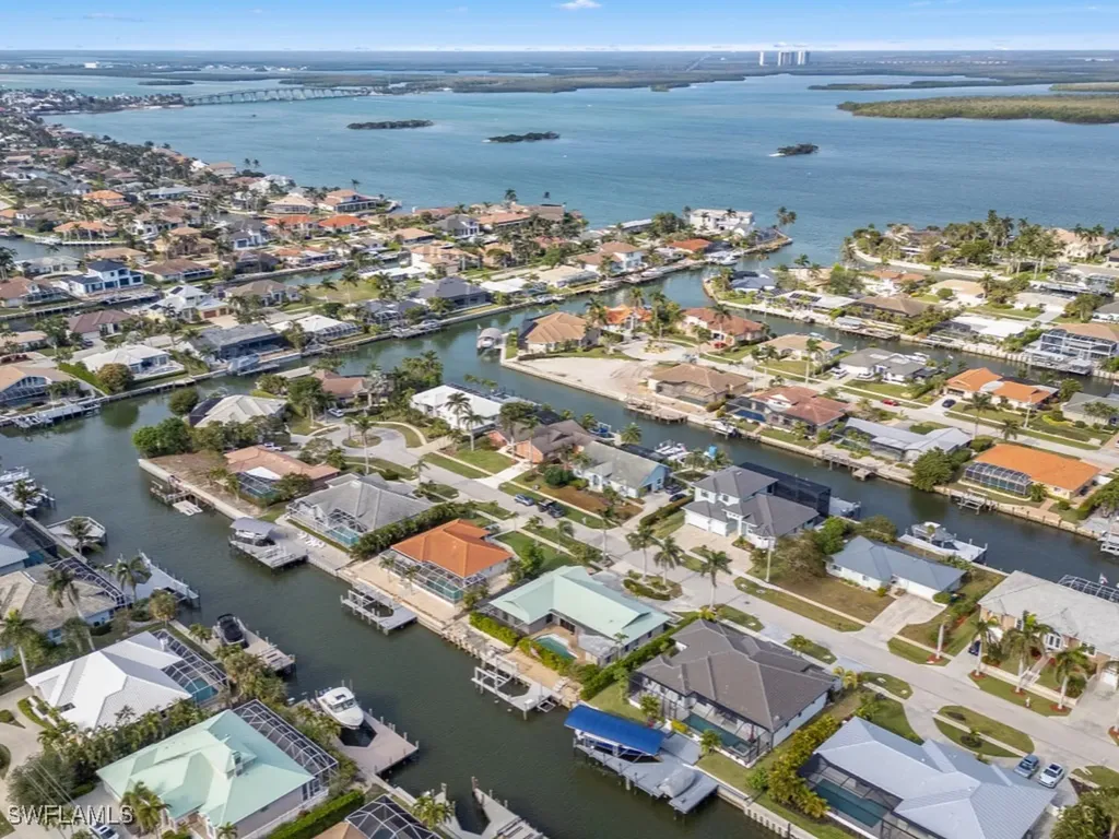 334 Grapewood Court Marco Island FL 34145