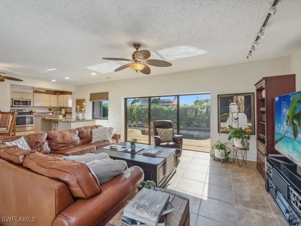 334 Grapewood Court Marco Island FL 34145