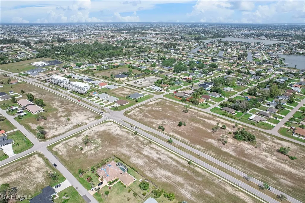 1016 Skyline Boulevard Cape Coral FL 33991