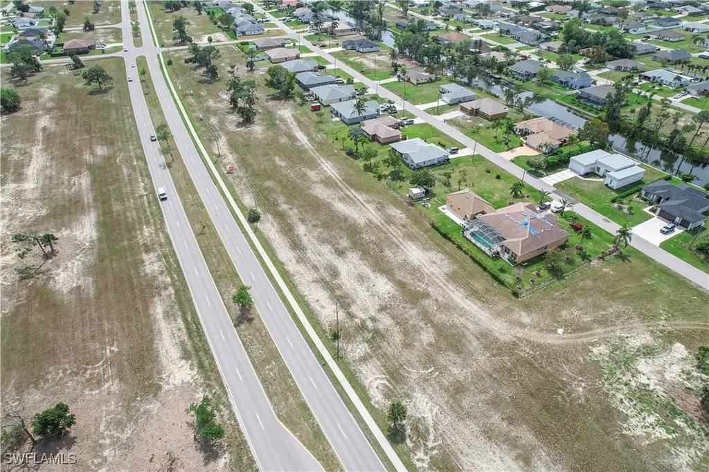 1016 Skyline Boulevard Cape Coral FL 33991