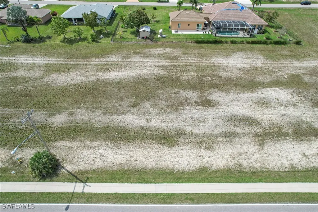 1016 Skyline Boulevard Cape Coral FL 33991