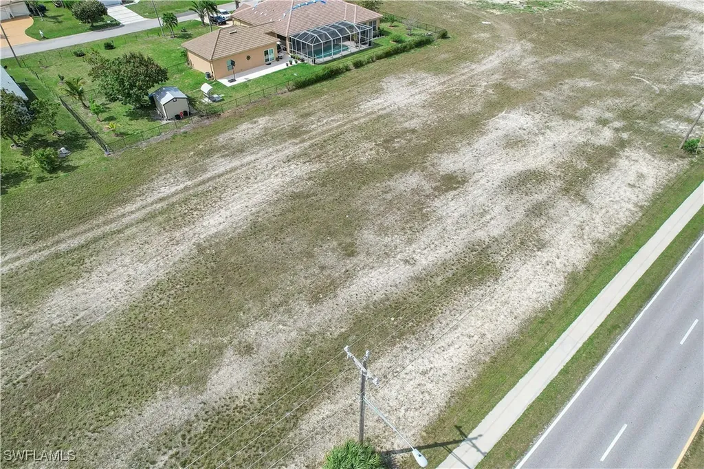 1016 Skyline Boulevard Cape Coral FL 33991