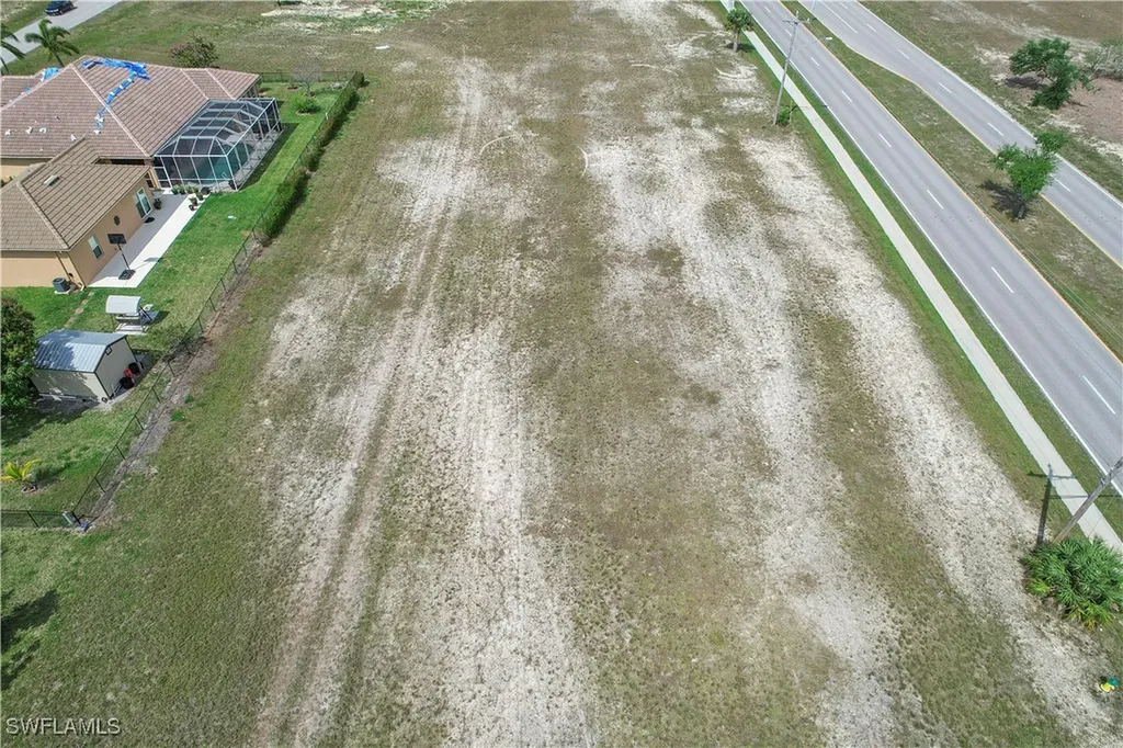 1016 Skyline Boulevard Cape Coral FL 33991