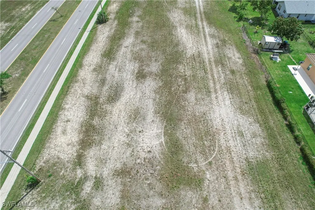 1016 Skyline Boulevard Cape Coral FL 33991