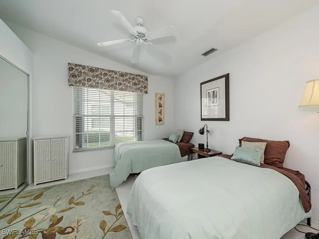 252 Melrose Place Naples FL 34104
