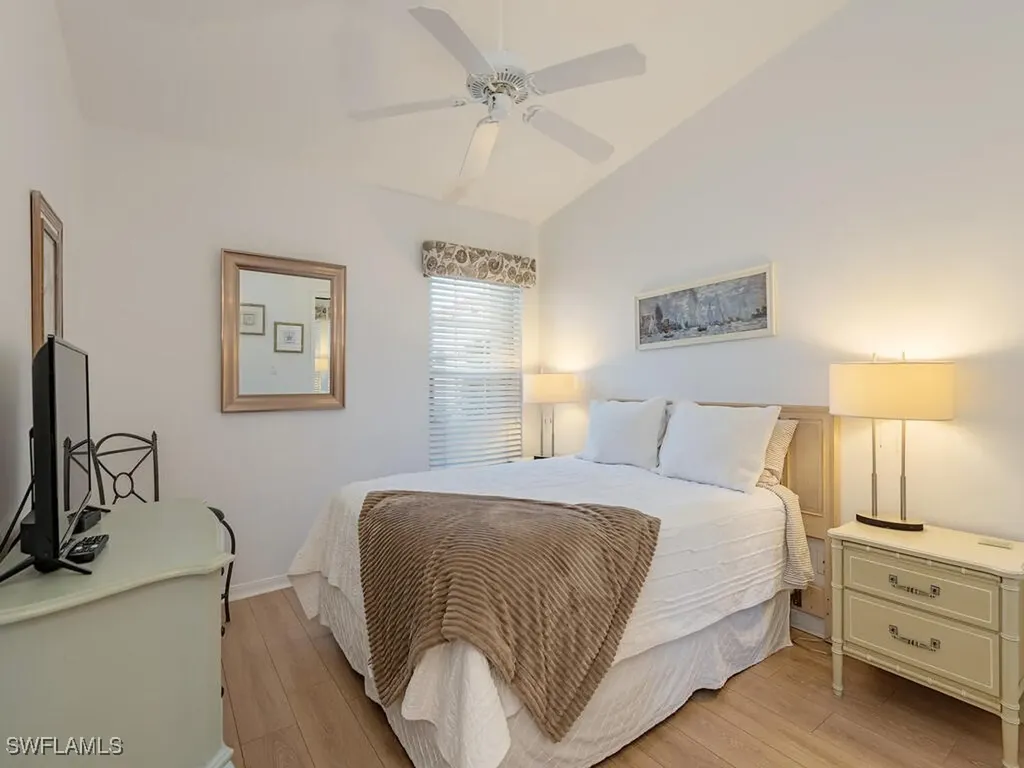 252 Melrose Place Naples FL 34104