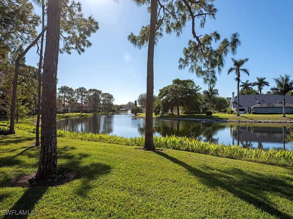 252 Melrose Place Naples FL 34104